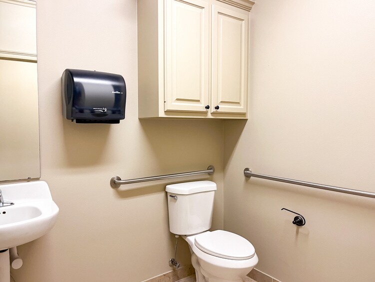 More Photos Of 16851 Jefferson Hwy, Baton Rouge Office For Lease