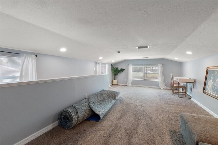 More Photos Of 2306 Cheryl Rd, Largo Service For Sale