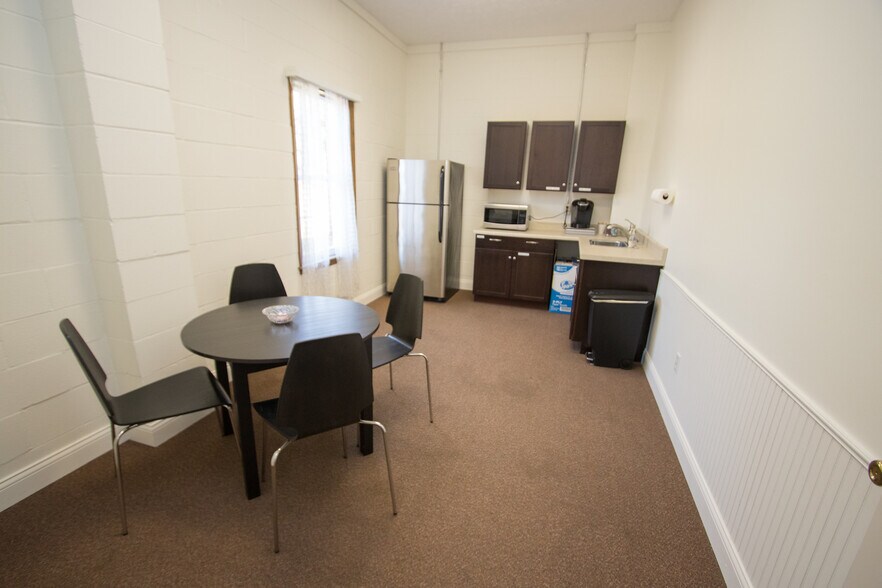 More Photos Of 5783 Mary Ingles Hwy, Melbourne Office For Sale