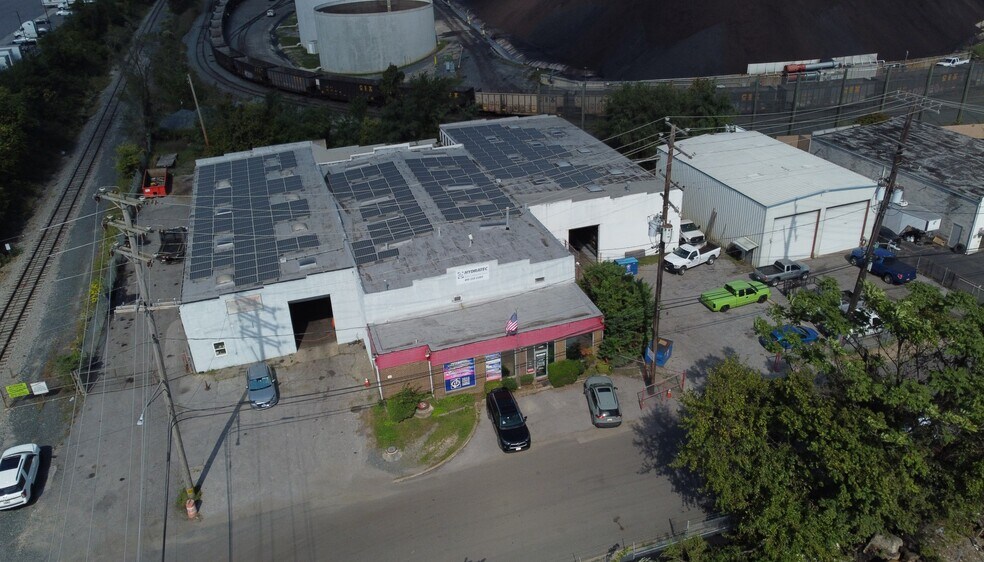More Photos Of 1900 Benhill Ave, Baltimore Manufacturing For Sale
