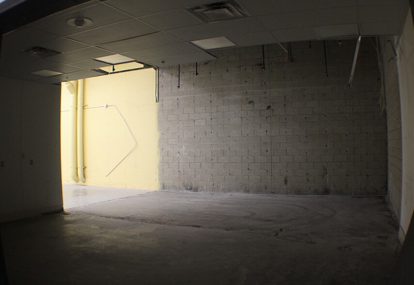 More Photos Of 869 W Florida Ave, Hemet Unknown For Lease