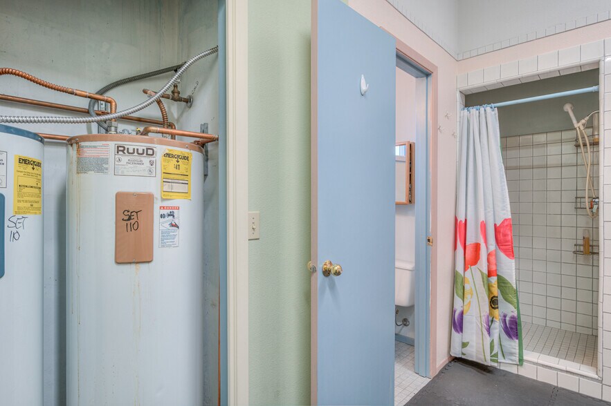 More Photos Of 502 NE Revere Ave, Bend Specialty For Sale