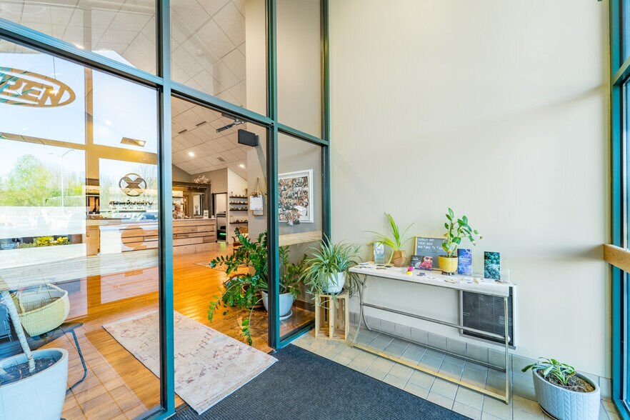 More Photos Of 7505 Stone Ridge Dr, Weston Medical For Sale