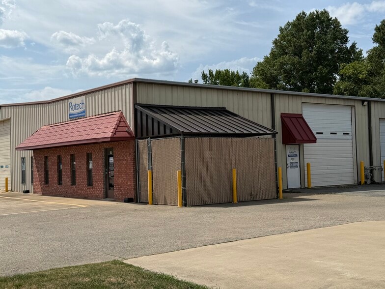 More Photos Of 1340 Nabholz Ave, Conway Manufacturing For Lease