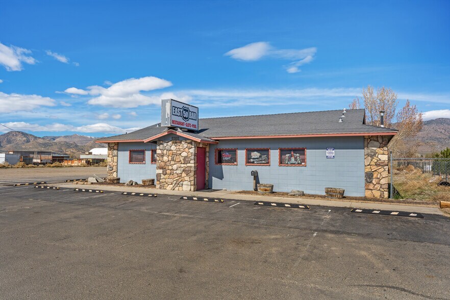 More Photos Of 6008 Frontage rd, Dayton General Retail For Sale