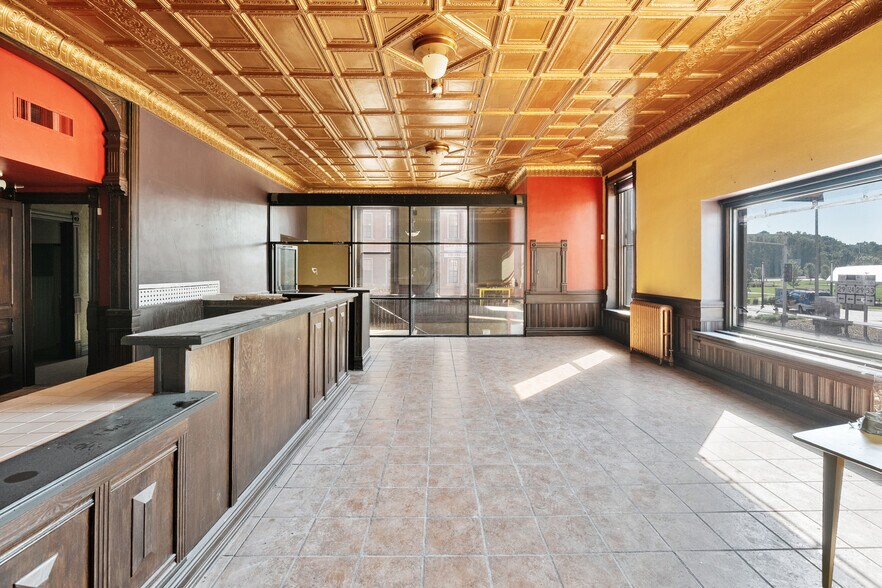 More Photos Of 2 Bay St, Chippewa Falls Storefront Retail Office For Sale