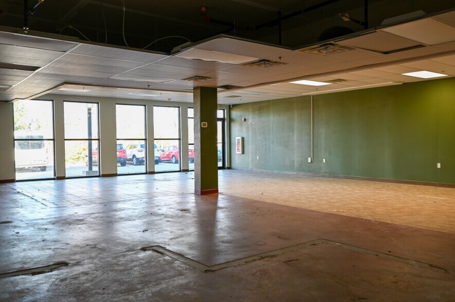 More Photos Of 2125 McComb Rd, Stoughton Unknown For Lease