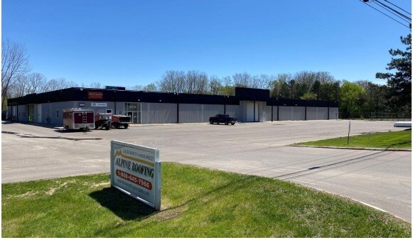 More Photos Of 1695 S Ortonville Rd, Ortonville Warehouse For Lease