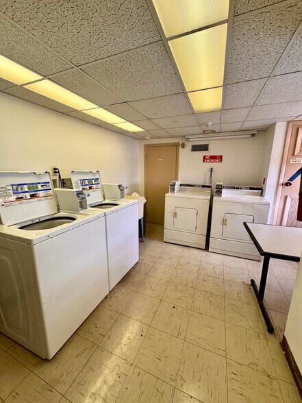 More Photos Of 2605-2609 S Broad St, Hamilton Storefront Retail Office For Sale