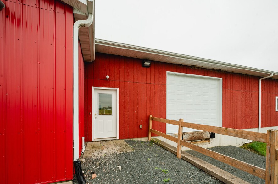 More Photos Of 373 280th St, Osceola Industrial For Lease