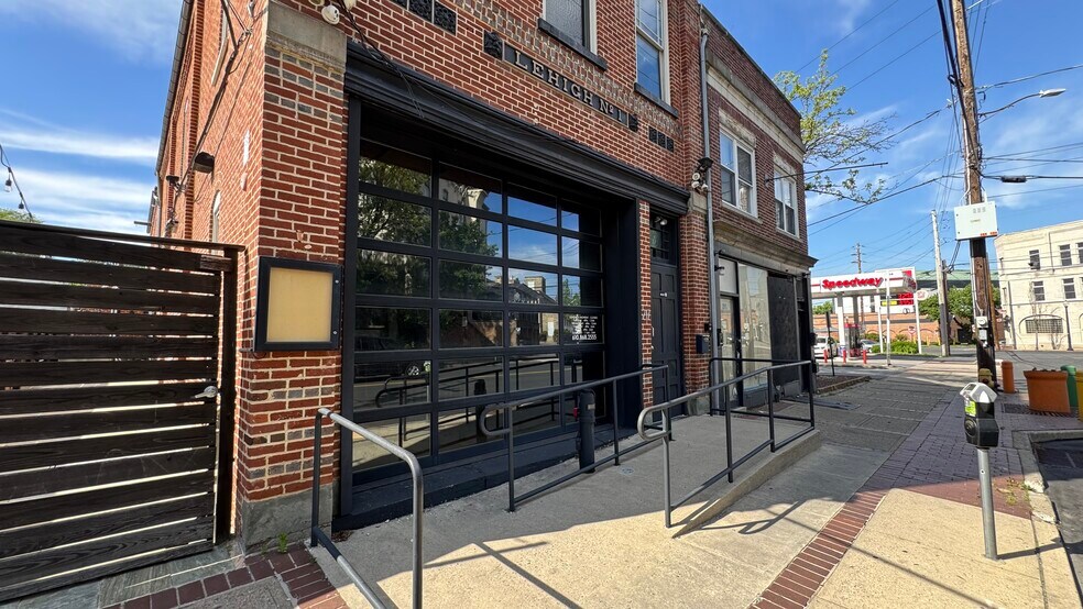 More Photos Of 217 Broadway, Bethlehem Restaurant For Lease