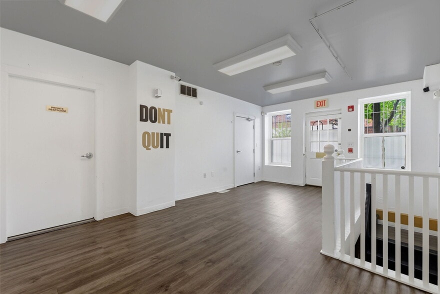 More Photos Of 437 Columbus Ave, Boston Storefront Retail Residential For Sale