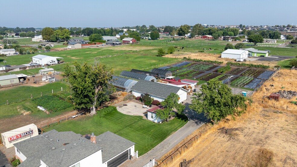 More Photos Of 6109 W Richardson Rd, Pasco Specialty For Sale