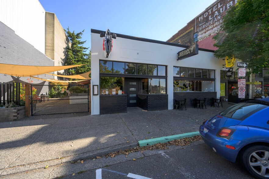 More Photos Of 1232 N State St, Bellingham Restaurant For Sale