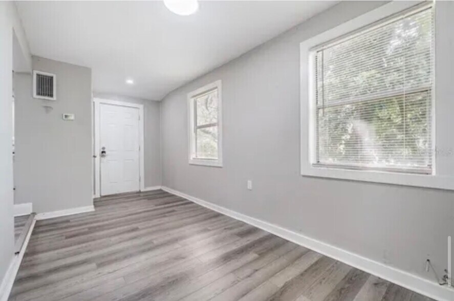 More Photos Of 4209 N 14th St, Tampa Multifamily For Sale