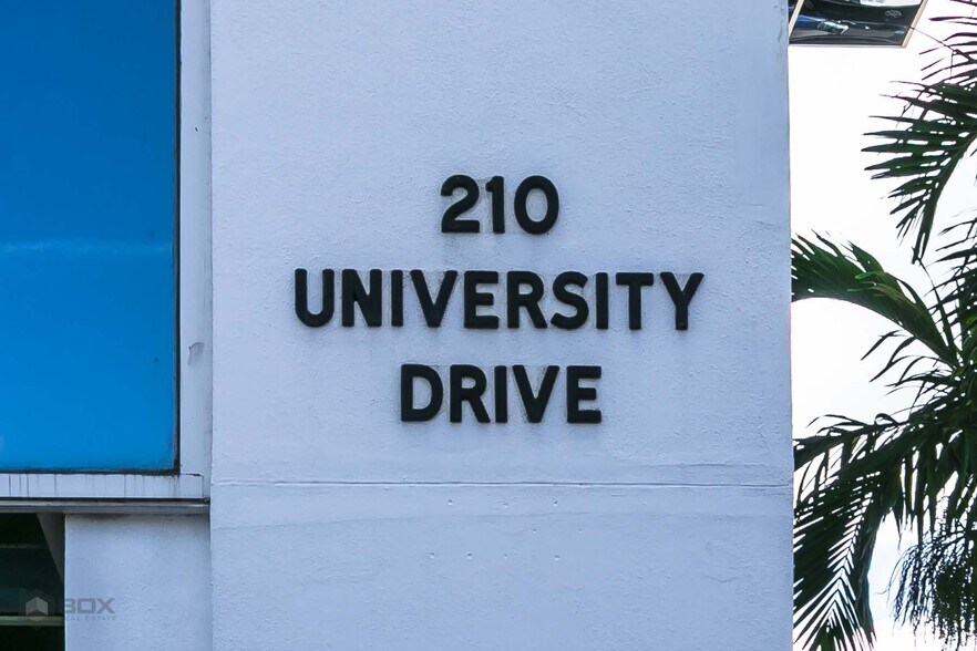 More Photos Of 210 N University Dr, Coral Springs Office For Lease