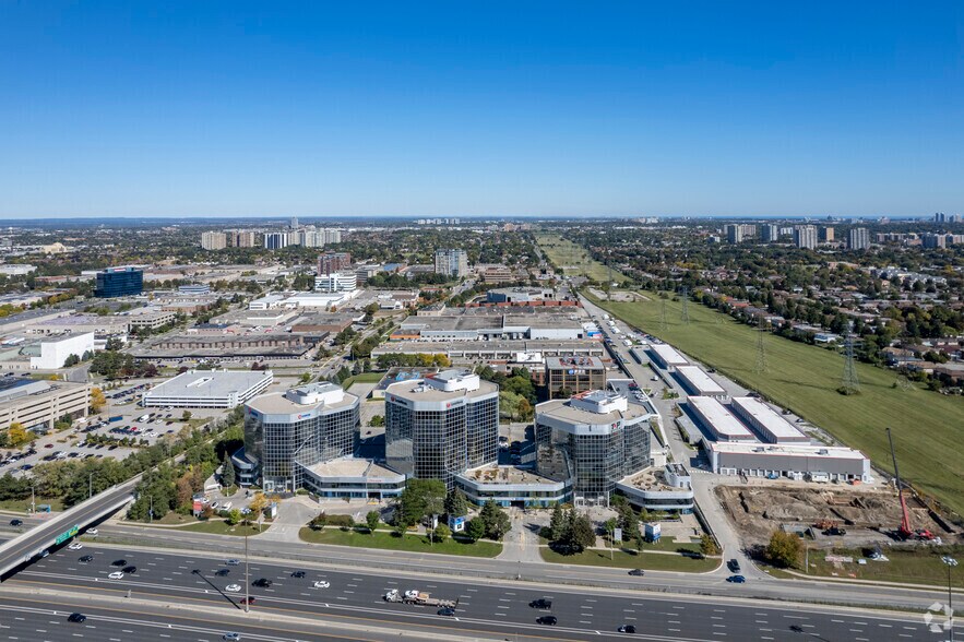 More Photos Of 105 Gordon Baker Rd, Toronto Office For Sale