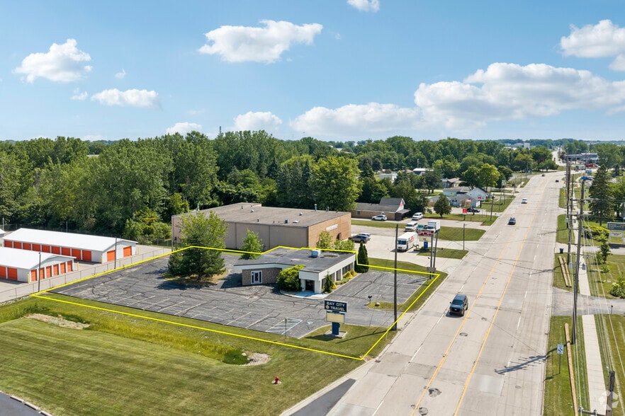 More Photos Of 4335 Wilder Rd, Bay City Office For Sale
