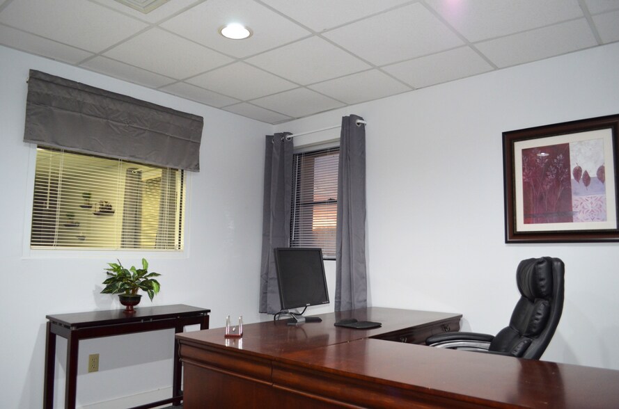 More Photos Of 2 Seminary Hill Rd, Carmel Coworking Space