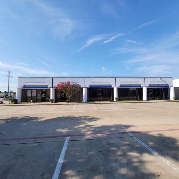 More Photos Of 10701-10727 Plano Rd, Dallas Unknown For Lease