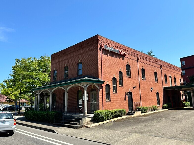 More Photos Of 18650 SW Boones Ferry Rd, Tualatin Office For Lease