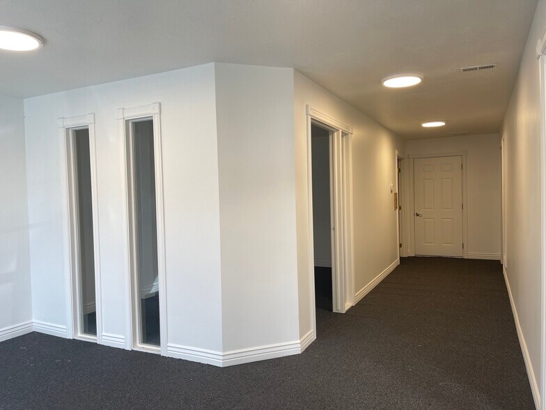 More Photos Of 30 Cutler Dr, North Salt Lake Light Distribution For Sale