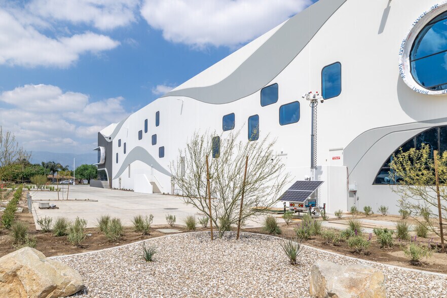 More Photos Of 773 S Foisy St, San Bernardino Warehouse For Sale