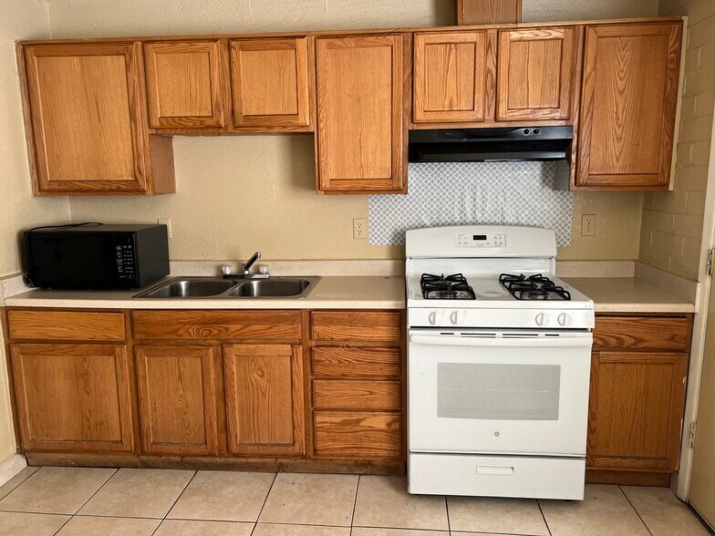 More Photos Of , Phoenix Multifamily For Sale