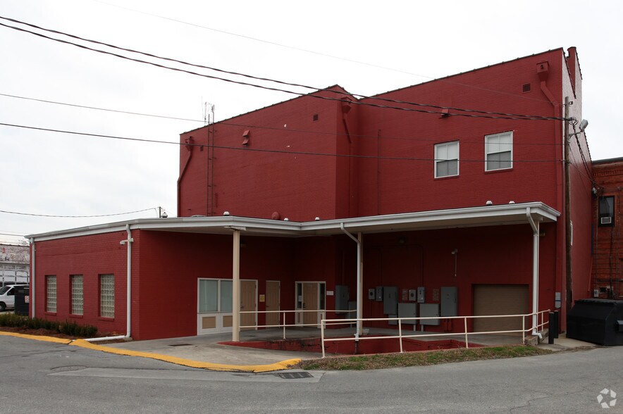 More Photos Of 327 N Queen St, Kinston Office For Lease