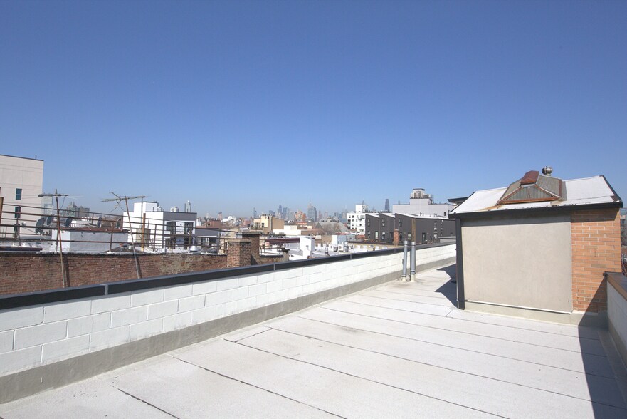 More Photos Of 739 Grand St, Brooklyn Apartments For Sale