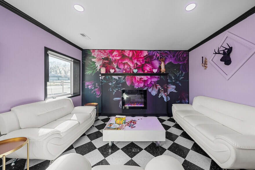 More Photos Of 2037 Fort Campbell Blvd, Clarksville Storefront Retail Office For Sale