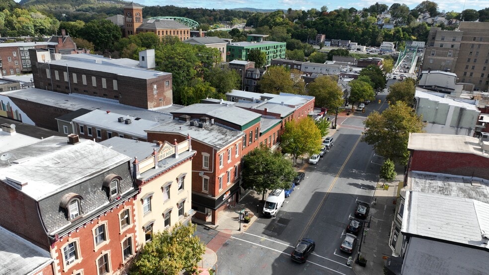 More Photos Of 223 Northampton St, Easton Apartments For Sale