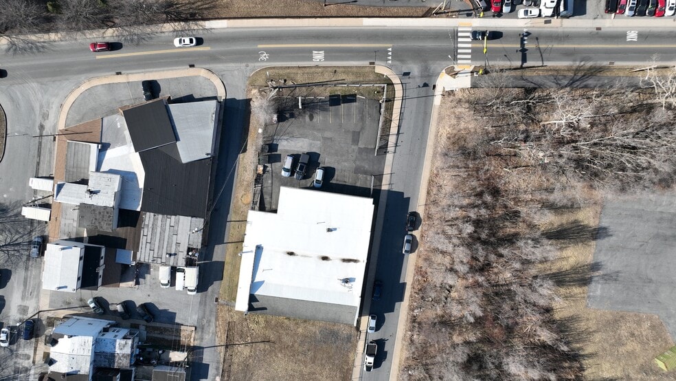 More Photos Of 958 N Penn St, Allentown Warehouse For Sale