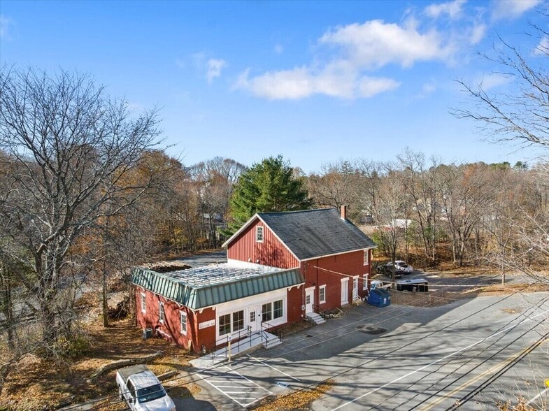 More Photos Of 21 Boston Rd, Southborough Flex For Lease