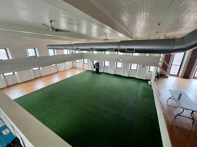 More Photos Of 333 Market St, Zanesville General Retail For Sale