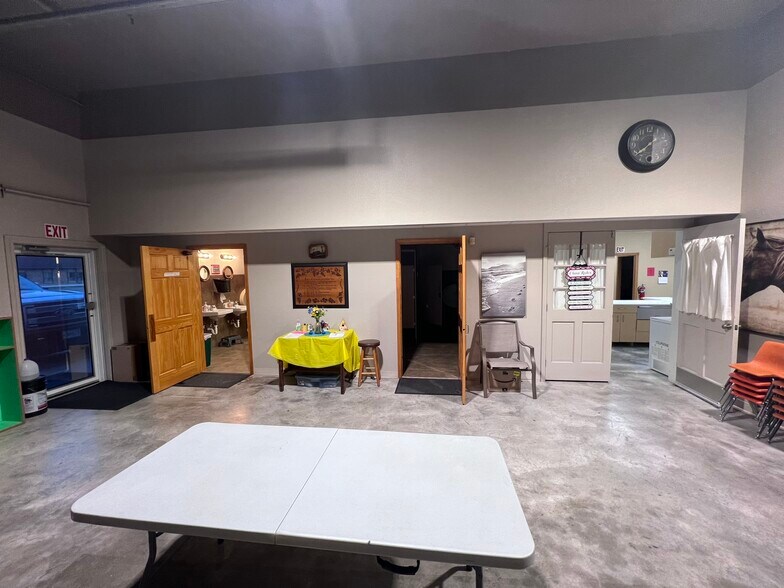 More Photos Of 9393 Old Highway 54, New Bloomfield Daycare Center For Sale