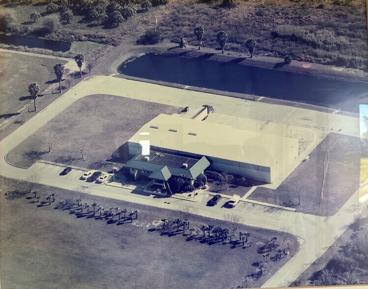 More Photos Of 2105 S Dock St, Palmetto Food Processing For Sale