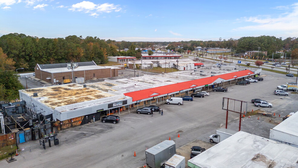 More Photos Of 1-99 Park Ln, Havelock General Retail For Sale