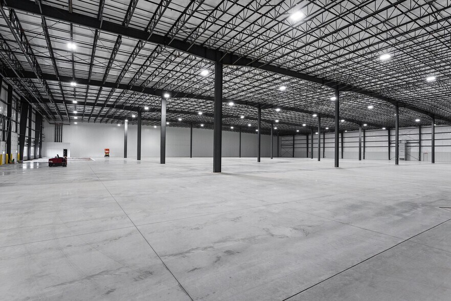 More Photos Of 301 Enterprise Dr, Laporte Warehouse For Lease