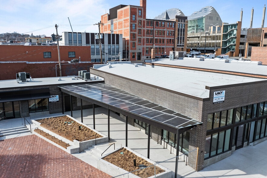 More Photos Of 1718 Baltimore Ave, Kansas City Storefront Retail Office For Lease