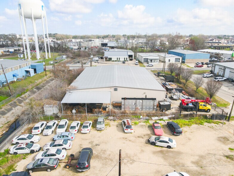 More Photos Of 11710 Cloverland Ave, Baton Rouge Warehouse For Lease