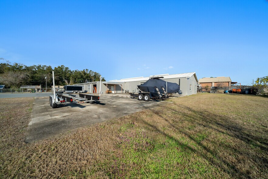 More Photos Of 943 NW 17th Ave, Ocala Warehouse For Sale