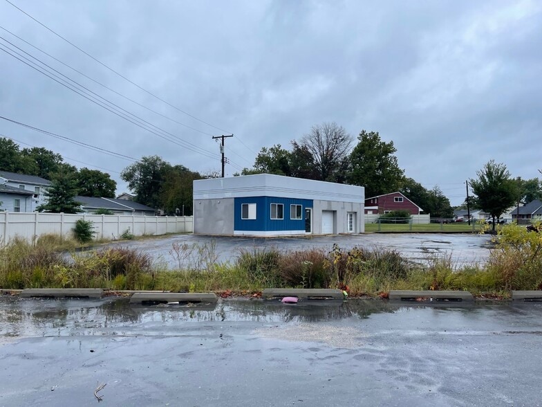 Primary Photo Of 7379 E Furnace Branch Rd, Glen Burnie General Retail For Sale