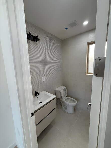 More Photos Of 3216 Glenwood Rd, Brooklyn Apartments For Sale