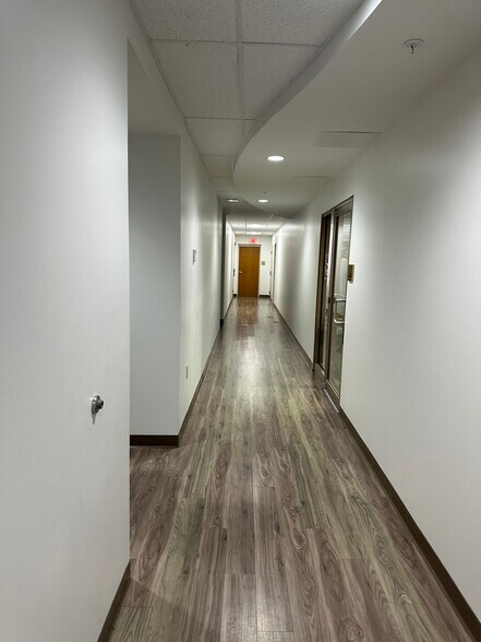 More Photos Of 1080 Polaris Pky, Westerville Medical For Sale