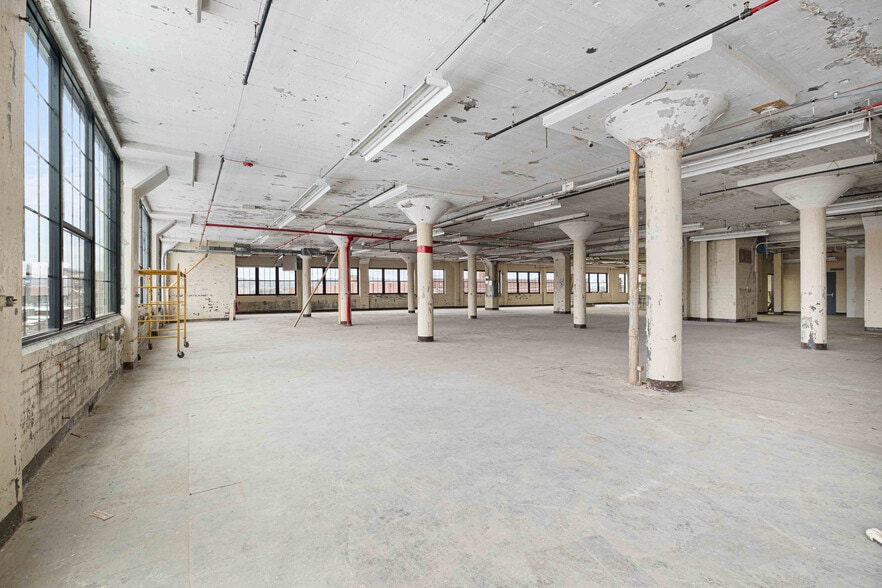 More Photos Of 201 N Braddock Ave, Pittsburgh Light Manufacturing For Lease