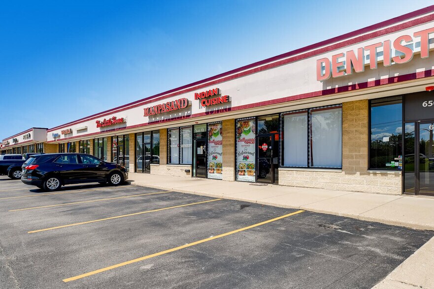 More Photos Of 606-660 E Golf Rd, Arlington Heights Unknown For Lease