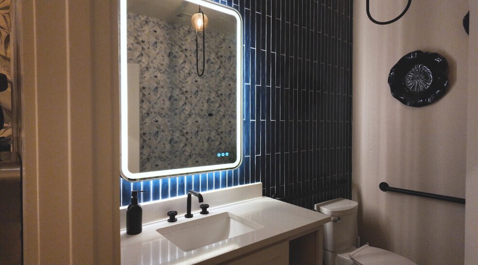 More Photos Of 617 S Air Depot Blvd, Midwest City Restaurant For Sale