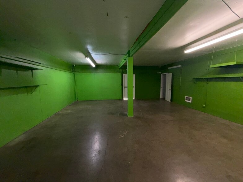 More Photos Of 8806-8810 Renton Ave, Seattle Flex For Lease