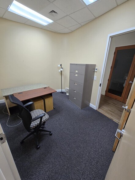 More Photos Of 803 Shotgun Rd, Sunrise Research And Development For Lease